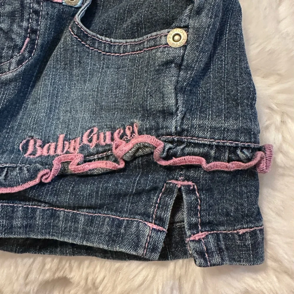 Baby Guess Denim Shorts 6-9M Ruffle Trim Heart Pockets Pink Stitch